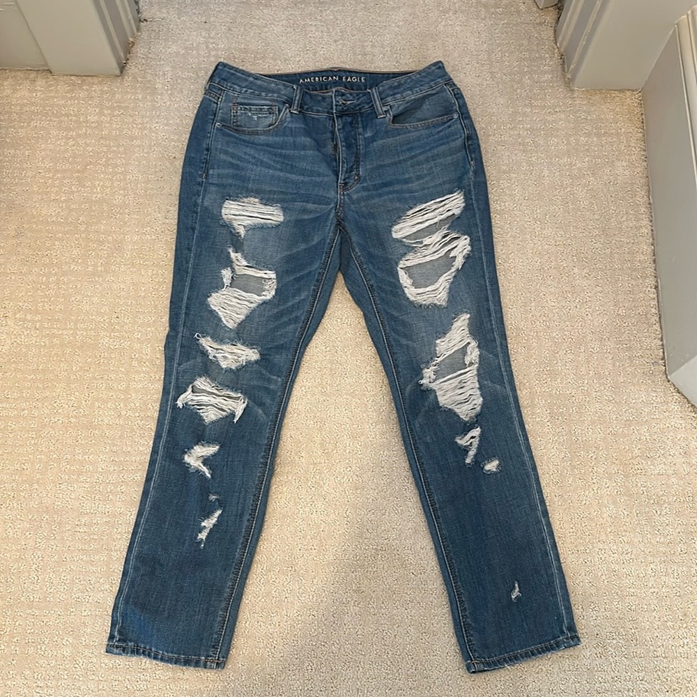 Like New American Eagle Tomgirl Size 8